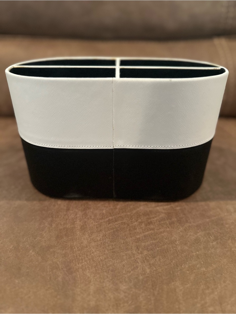 London SoHo New York Countertop Organizer - Picture 4 of 10